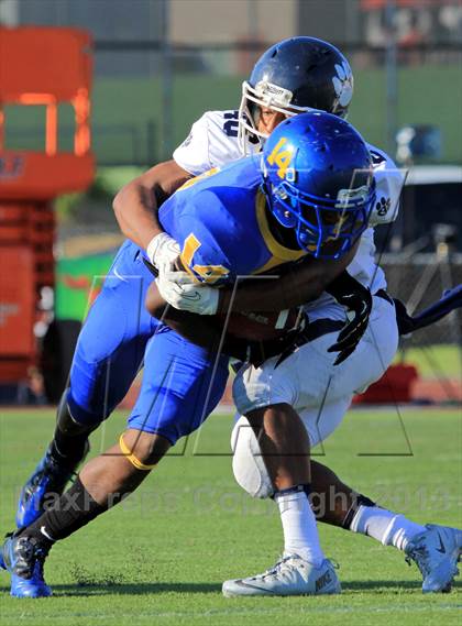 Thumbnail 1 in Crenshaw vs Loyola (Mission Viejo Classic) photogallery.