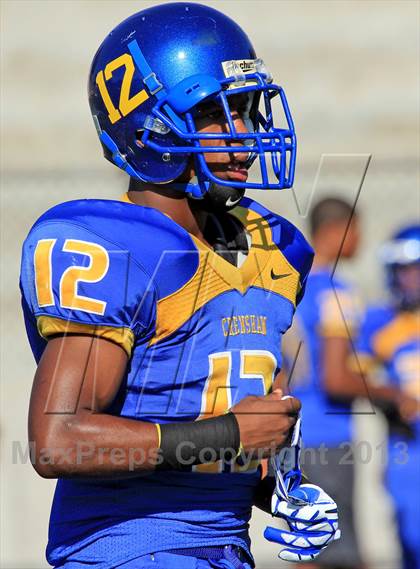 Thumbnail 2 in Crenshaw vs Loyola (Mission Viejo Classic) photogallery.