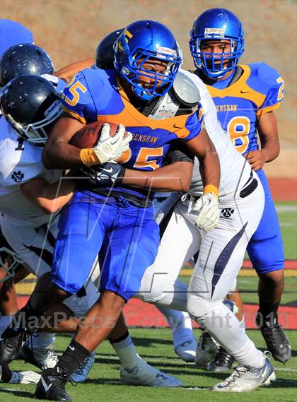 Thumbnail 3 in Crenshaw vs Loyola (Mission Viejo Classic) photogallery.