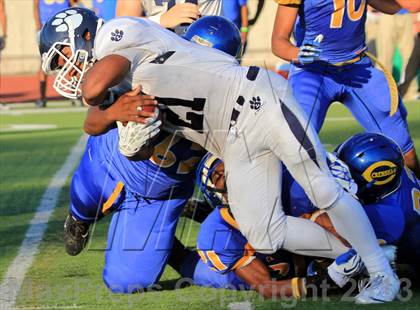 Thumbnail 3 in Crenshaw vs Loyola (Mission Viejo Classic) photogallery.