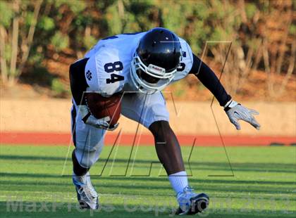 Thumbnail 2 in Crenshaw vs Loyola (Mission Viejo Classic) photogallery.