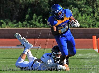 Thumbnail 3 in Crenshaw vs Loyola (Mission Viejo Classic) photogallery.