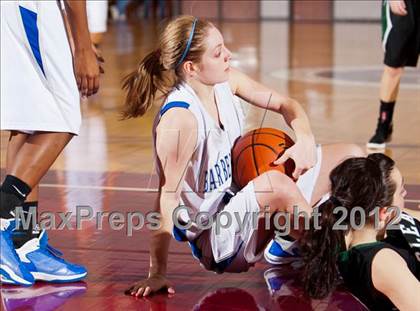 Thumbnail 1 in Barbers Hill vs Clear Falls (UIL 4A Region 3 Semifinal) photogallery.