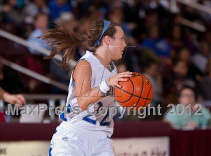 Thumbnail 3 in Barbers Hill vs Clear Falls (UIL 4A Region 3 Semifinal) photogallery.