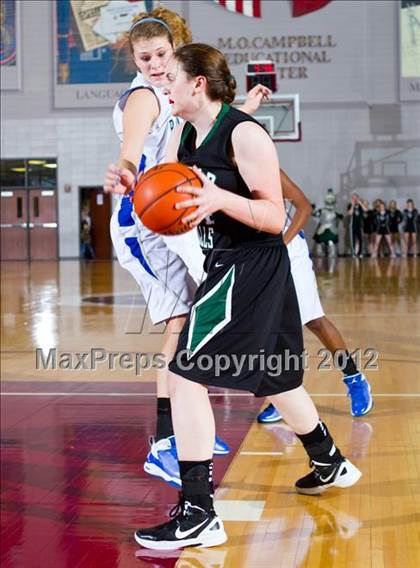 Thumbnail 2 in Barbers Hill vs Clear Falls (UIL 4A Region 3 Semifinal) photogallery.