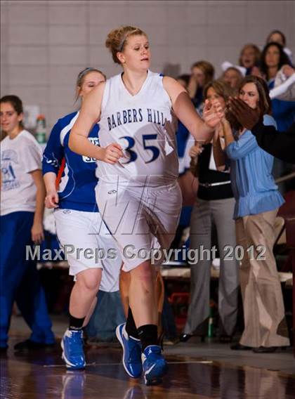 Thumbnail 1 in Barbers Hill vs Clear Falls (UIL 4A Region 3 Semifinal) photogallery.