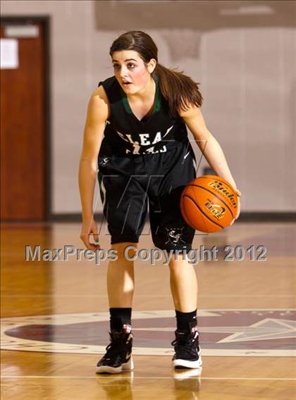 Thumbnail 3 in Barbers Hill vs Clear Falls (UIL 4A Region 3 Semifinal) photogallery.