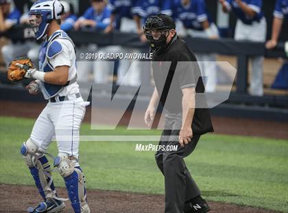 Thumbnail 1 in Corsicana vs. Midlothian (UIL 5A Regional Final) photogallery.