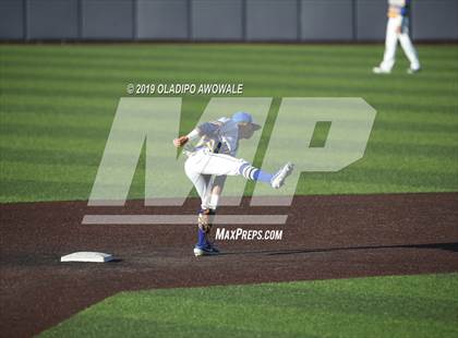 Thumbnail 3 in Corsicana vs. Midlothian (UIL 5A Regional Final) photogallery.