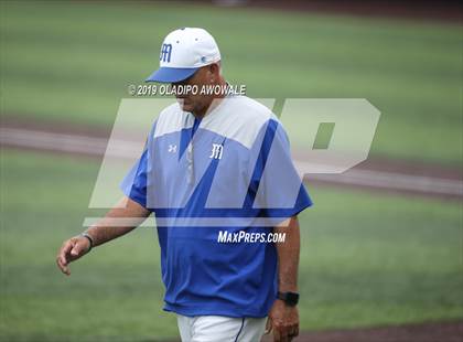 Thumbnail 1 in Corsicana vs. Midlothian (UIL 5A Regional Final) photogallery.