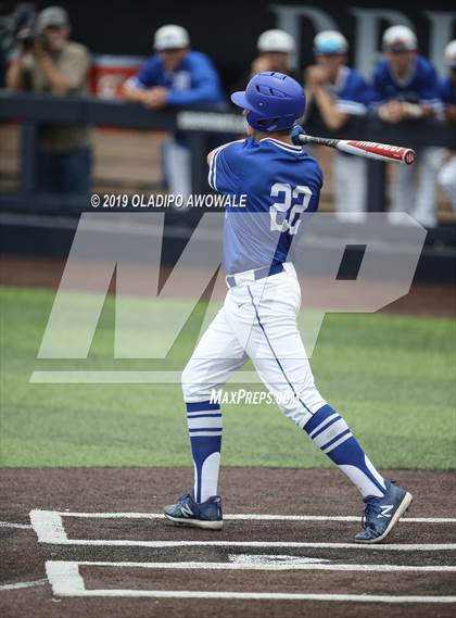 Thumbnail 3 in Corsicana vs. Midlothian (UIL 5A Regional Final) photogallery.