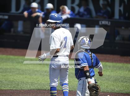 Thumbnail 2 in Corsicana vs. Midlothian (UIL 5A Regional Final) photogallery.