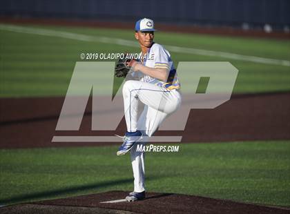 Thumbnail 1 in Corsicana vs. Midlothian (UIL 5A Regional Final) photogallery.