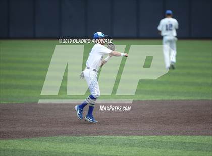 Thumbnail 1 in Corsicana vs. Midlothian (UIL 5A Regional Final) photogallery.