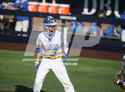 Thumbnail 2 in Corsicana vs. Midlothian (UIL 5A Regional Final) photogallery.