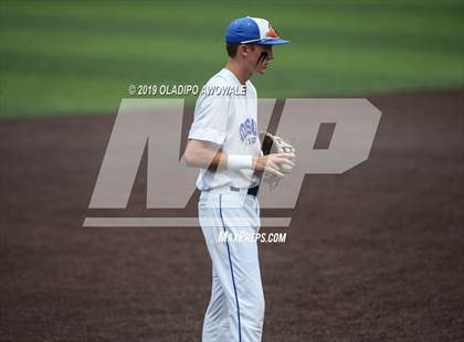 Thumbnail 1 in Corsicana vs. Midlothian (UIL 5A Regional Final) photogallery.