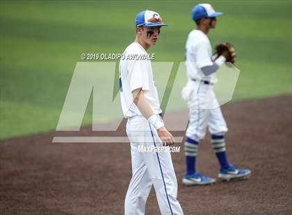 Thumbnail 3 in Corsicana vs. Midlothian (UIL 5A Regional Final) photogallery.