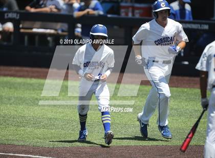 Thumbnail 1 in Corsicana vs. Midlothian (UIL 5A Regional Final) photogallery.