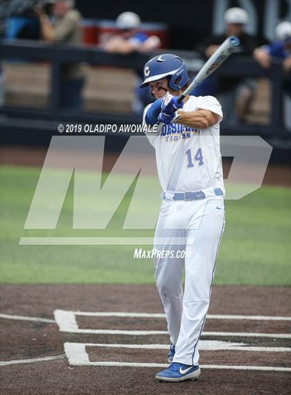 Thumbnail 2 in Corsicana vs. Midlothian (UIL 5A Regional Final) photogallery.