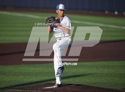 Thumbnail 3 in Corsicana vs. Midlothian (UIL 5A Regional Final) photogallery.