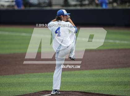 Thumbnail 2 in Corsicana vs. Midlothian (UIL 5A Regional Final) photogallery.
