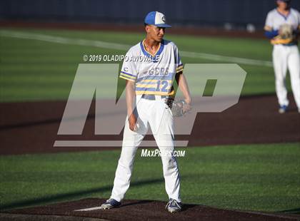 Thumbnail 2 in Corsicana vs. Midlothian (UIL 5A Regional Final) photogallery.