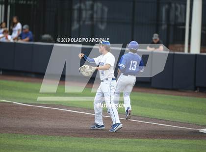 Thumbnail 2 in Corsicana vs. Midlothian (UIL 5A Regional Final) photogallery.