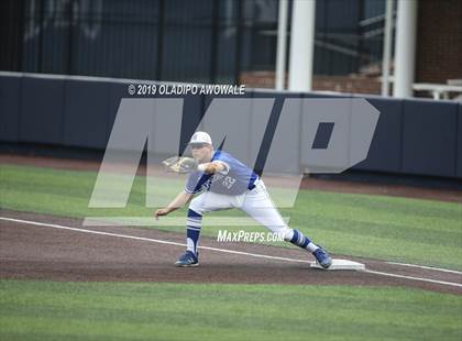 Thumbnail 2 in Corsicana vs. Midlothian (UIL 5A Regional Final) photogallery.