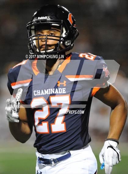 Thumbnail 3 in Chaminade vs. Mountain Pointe (Brothers in Arms Classic) photogallery.