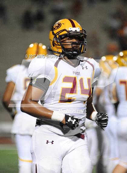 Thumbnail 3 in Chaminade vs. Mountain Pointe (Brothers in Arms Classic) photogallery.
