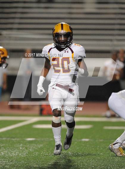 Thumbnail 2 in Chaminade vs. Mountain Pointe (Brothers in Arms Classic) photogallery.