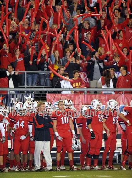 Thumbnail 3 in Tesoro vs. San Clemente (CIF SS Playoffs) photogallery.