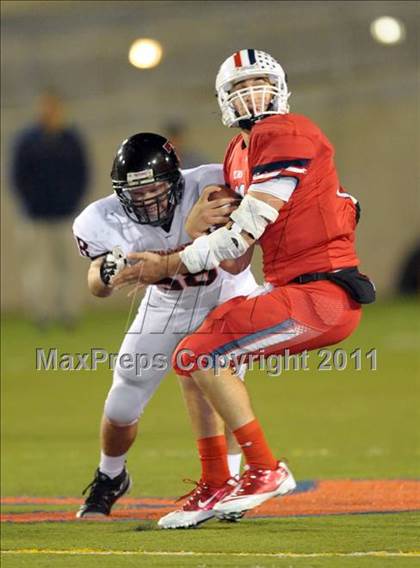 Thumbnail 1 in Tesoro vs. San Clemente (CIF SS Playoffs) photogallery.