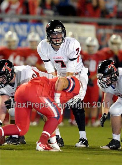 Thumbnail 3 in Tesoro vs. San Clemente (CIF SS Playoffs) photogallery.