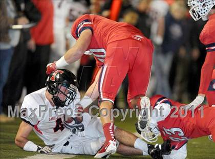 Thumbnail 3 in Tesoro vs. San Clemente (CIF SS Playoffs) photogallery.