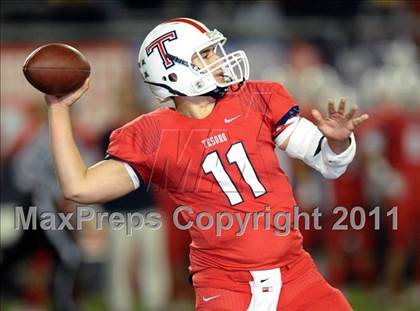 Thumbnail 3 in Tesoro vs. San Clemente (CIF SS Playoffs) photogallery.
