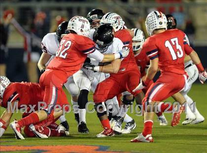 Thumbnail 3 in Tesoro vs. San Clemente (CIF SS Playoffs) photogallery.