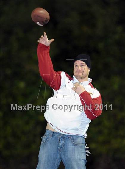 Thumbnail 2 in Tesoro vs. San Clemente (CIF SS Playoffs) photogallery.