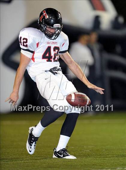 Thumbnail 3 in Tesoro vs. San Clemente (CIF SS Playoffs) photogallery.