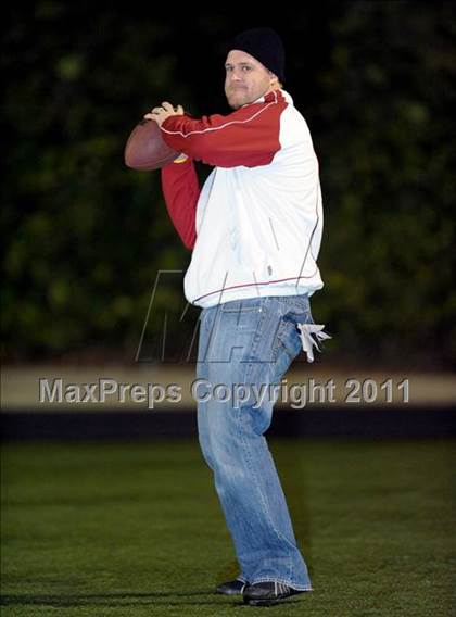 Thumbnail 3 in Tesoro vs. San Clemente (CIF SS Playoffs) photogallery.