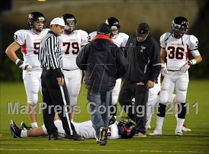 Thumbnail 3 in Tesoro vs. San Clemente (CIF SS Playoffs) photogallery.