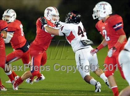 Thumbnail 2 in Tesoro vs. San Clemente (CIF SS Playoffs) photogallery.