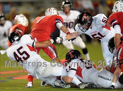 Thumbnail 1 in Tesoro vs. San Clemente (CIF SS Playoffs) photogallery.