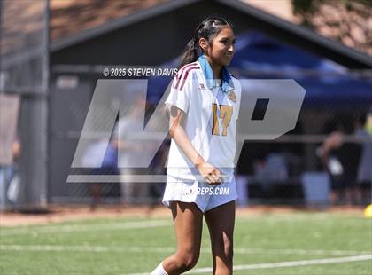 Thumbnail 2 in Winslow vs Camp Verde (Longhorn Invitational) photogallery.