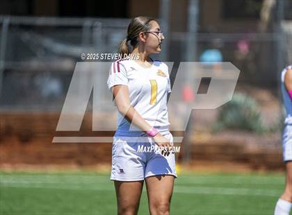 Thumbnail 2 in Winslow vs Camp Verde (Longhorn Invitational) photogallery.