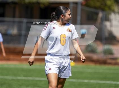 Thumbnail 1 in Winslow vs Camp Verde (Longhorn Invitational) photogallery.
