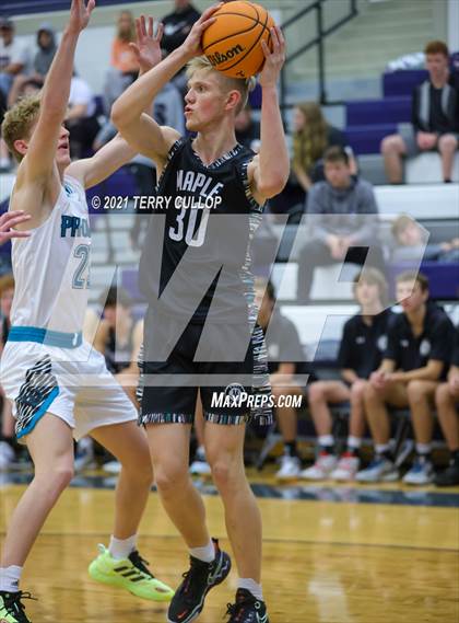 Thumbnail 1 in Maple Mountain vs. Farmington (Charger Tournament of Champions) photogallery.