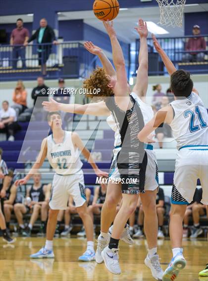 Thumbnail 2 in Maple Mountain vs. Farmington (Charger Tournament of Champions) photogallery.