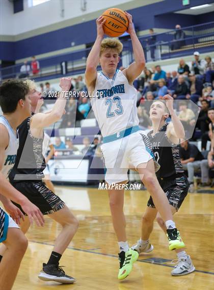 Thumbnail 3 in Maple Mountain vs. Farmington (Charger Tournament of Champions) photogallery.