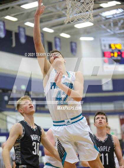 Thumbnail 3 in Maple Mountain vs. Farmington (Charger Tournament of Champions) photogallery.